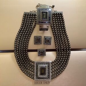 Heidi Daus South Sea Beaded Crystal Complete Set Necklace Bracelet Ring Earrings